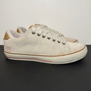 Womens DVS Shoes Gavin CT Cream Skate Shoes / Size 6.5